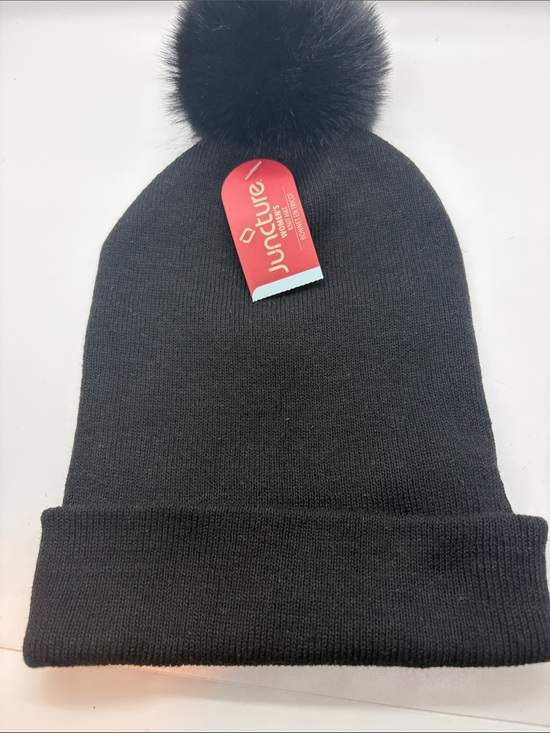 Accessories - Junction Knit Pom Beanie in Black